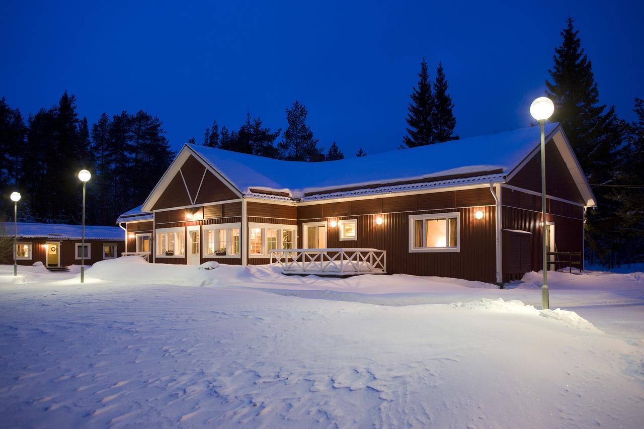 Pine Bay Lodge Person 외부 사진