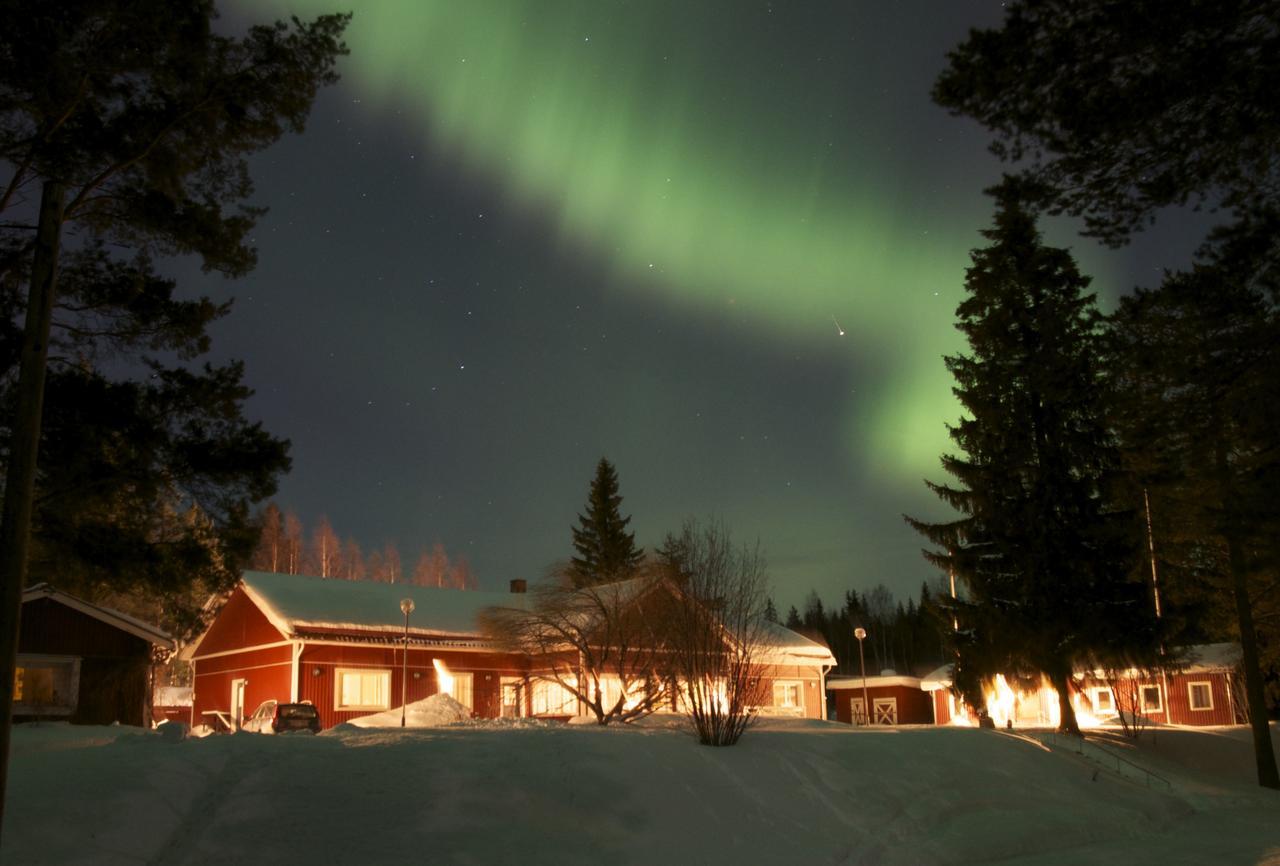 Pine Bay Lodge Person 외부 사진